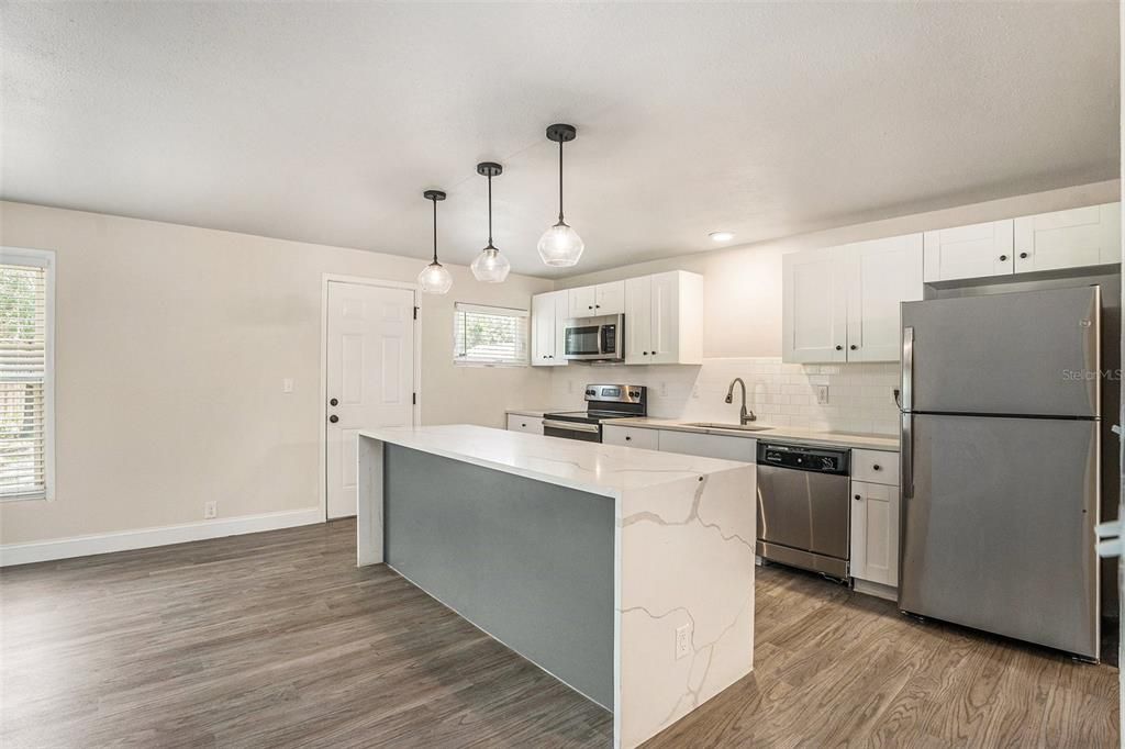 For Sale: $539,900 (3 beds, 2 baths, 1857 Square Feet)