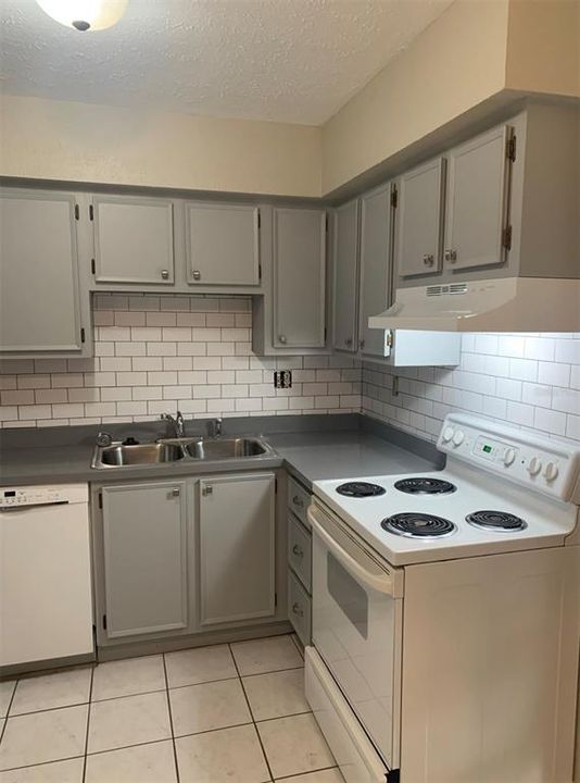 For Rent: $1,600 (1 beds, 1 baths, 625 Square Feet)