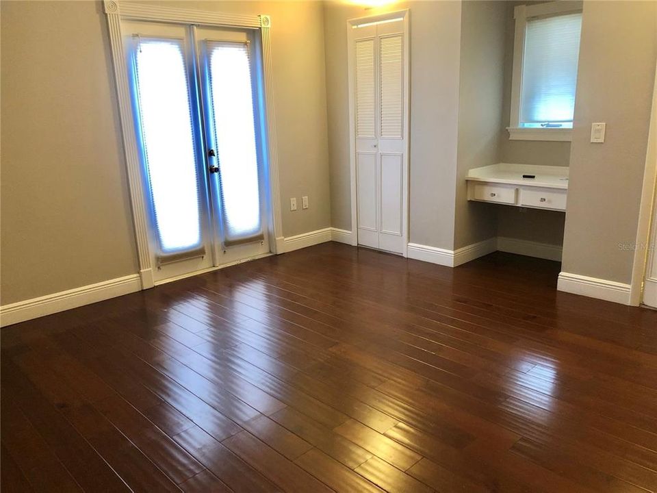 For Rent: $5,300 (4 beds, 2 baths, 2429 Square Feet)