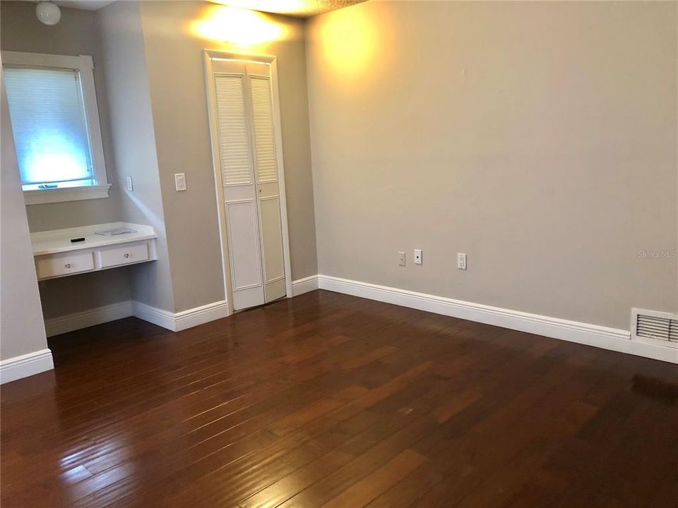 For Rent: $5,300 (4 beds, 2 baths, 2429 Square Feet)