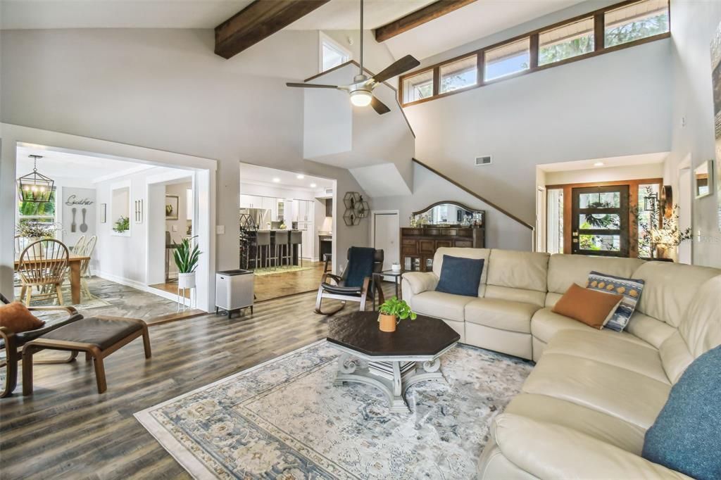 Active With Contract: $795,000 (4 beds, 3 baths, 2370 Square Feet)