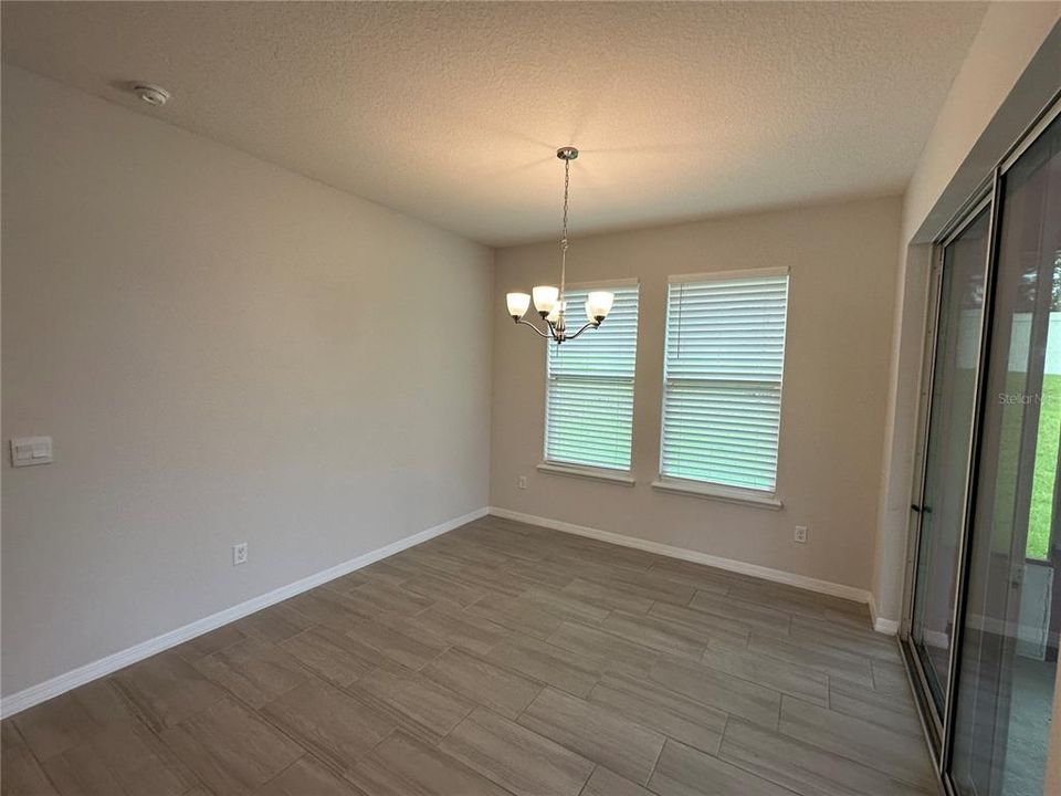 For Rent: $3,700 (4 beds, 3 baths, 2105 Square Feet)