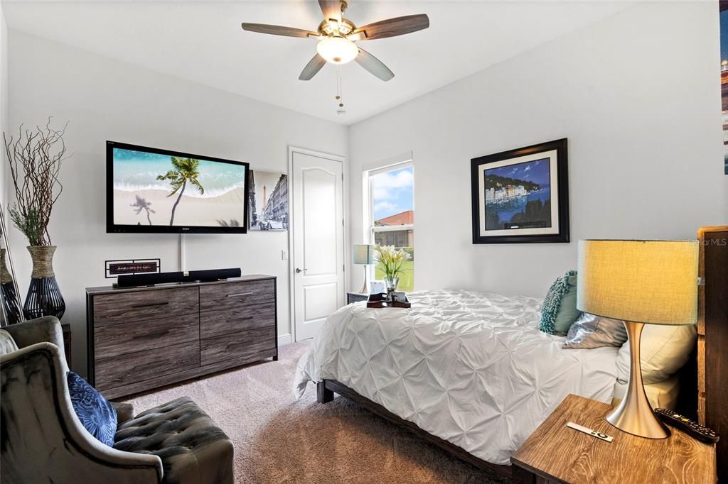 Active With Contract: $825,000 (4 beds, 2 baths, 2577 Square Feet)