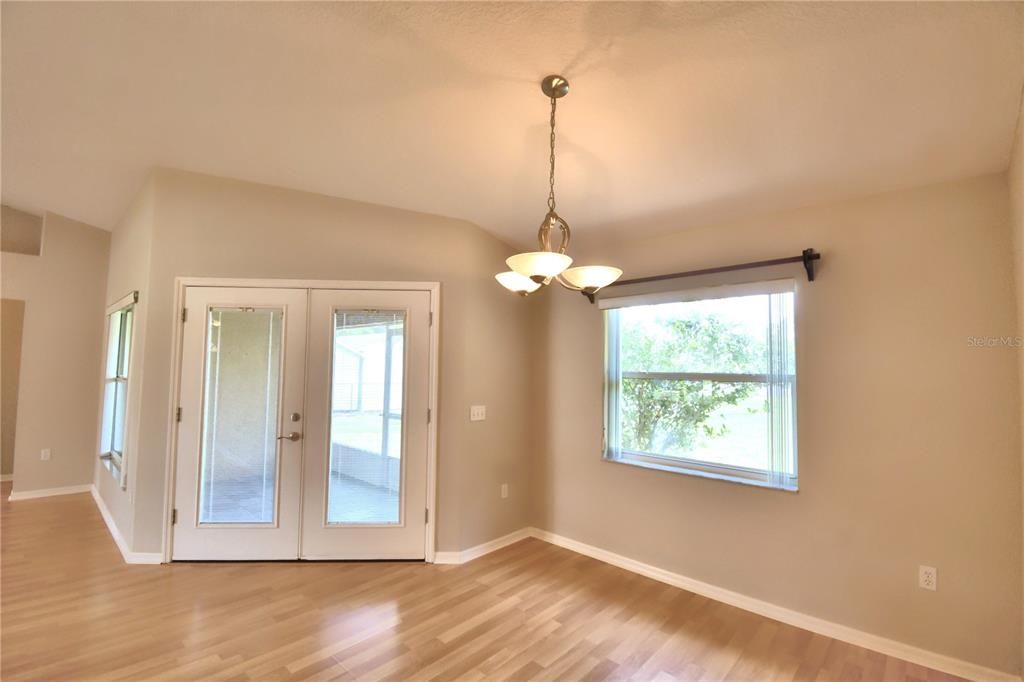 For Sale: $340,000 (3 beds, 2 baths, 1460 Square Feet)