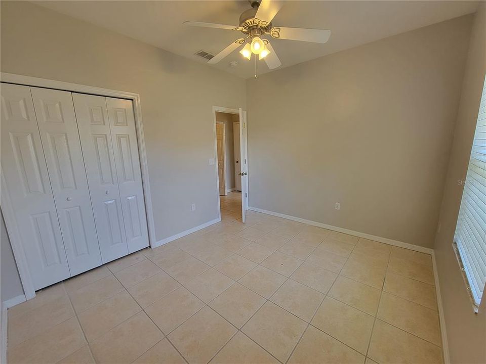 Active With Contract: $1,900 (3 beds, 2 baths, 1380 Square Feet)