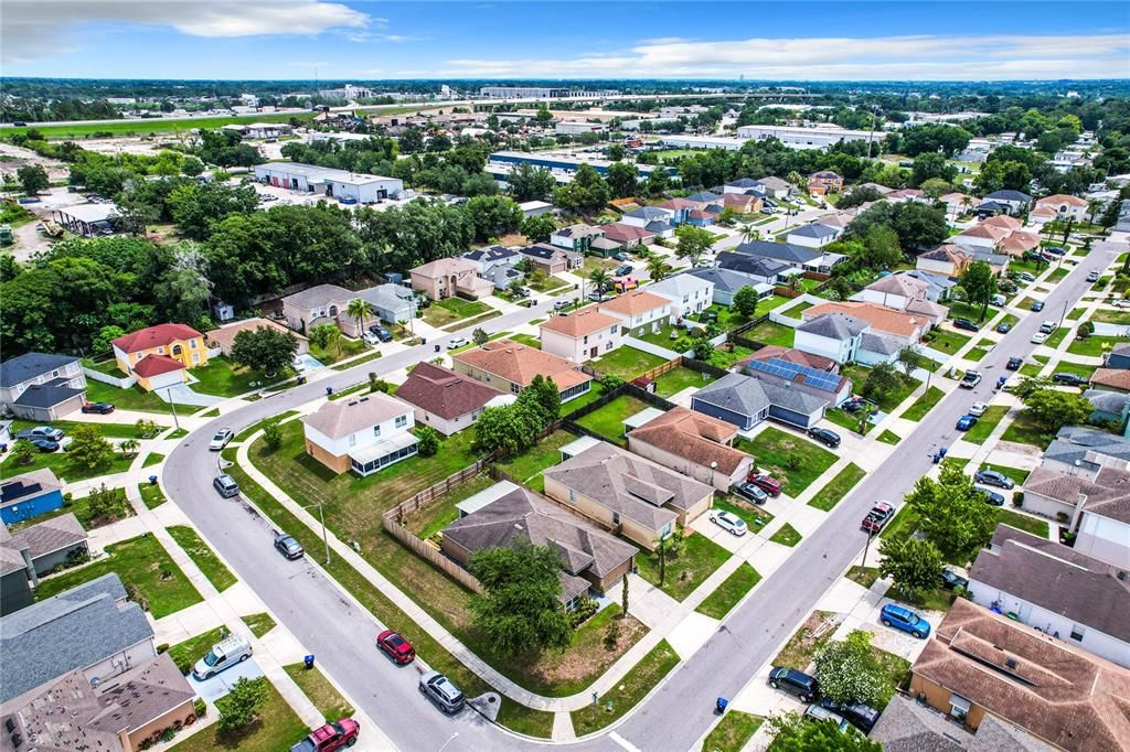 Active With Contract: $425,000 (4 beds, 2 baths, 1893 Square Feet)