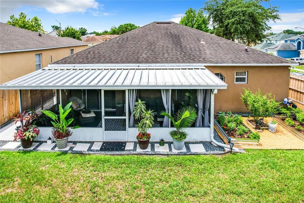 Active With Contract: $425,000 (4 beds, 2 baths, 1893 Square Feet)