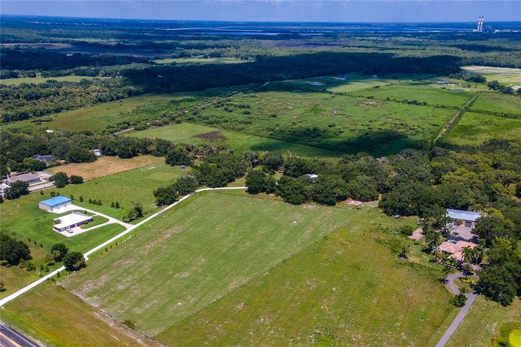 На продажу: $1,000,000 (10.00 acres)