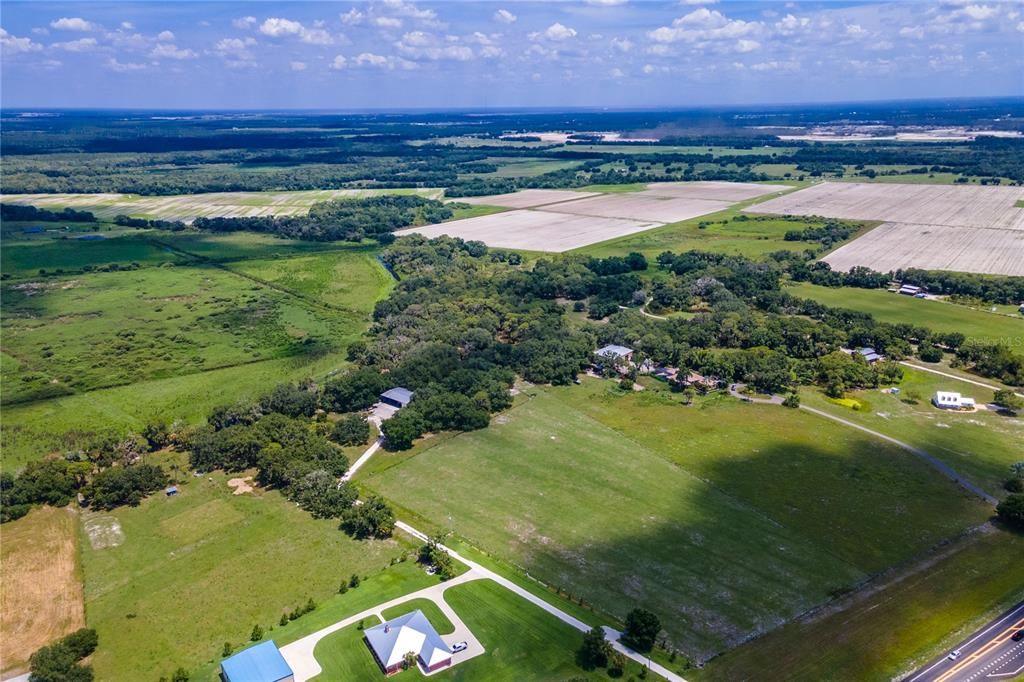 For Sale: $1,000,000 (10.00 acres)