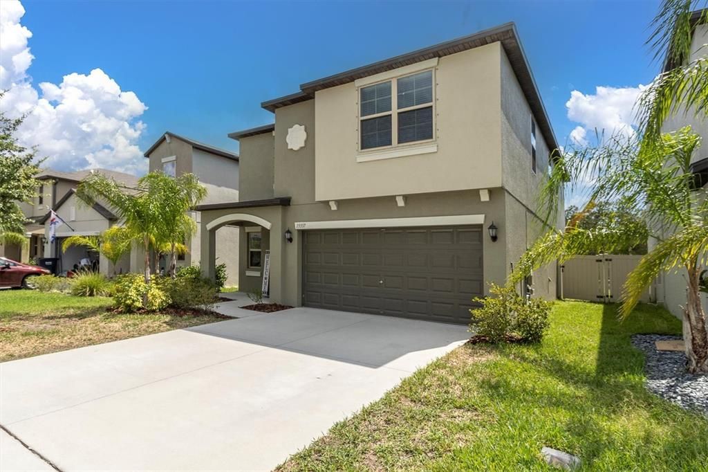 Active With Contract: $359,900 (5 beds, 2 baths, 2205 Square Feet)