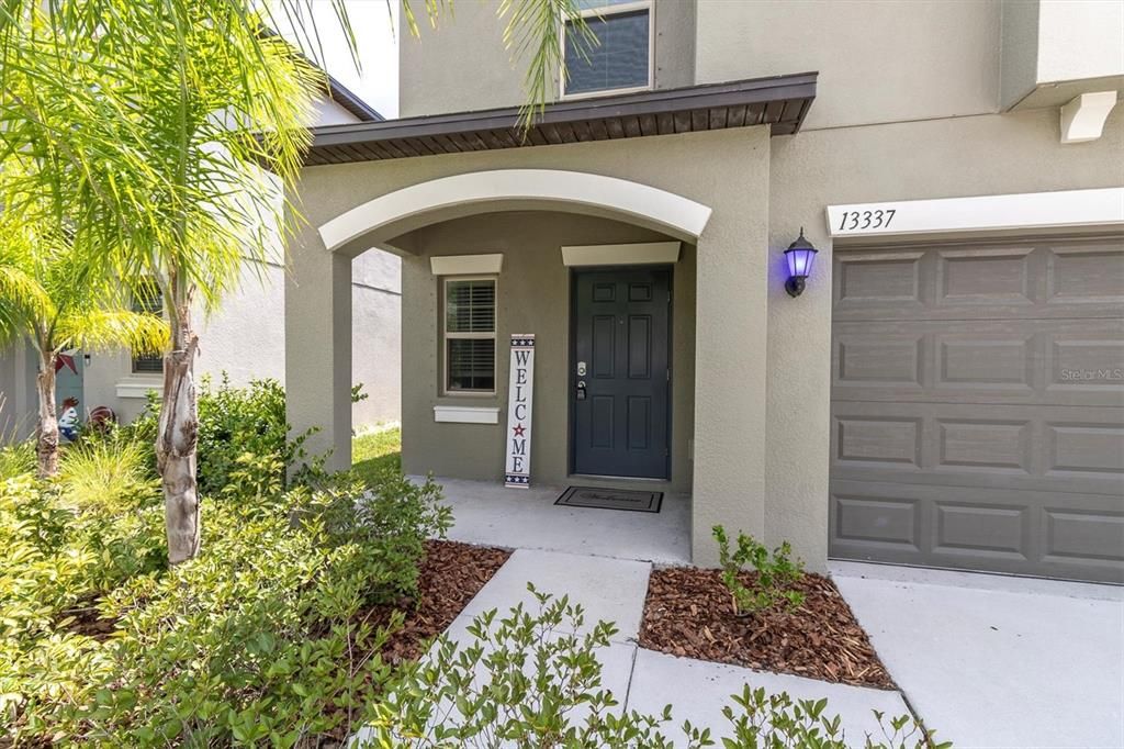 Active With Contract: $359,900 (5 beds, 2 baths, 2205 Square Feet)