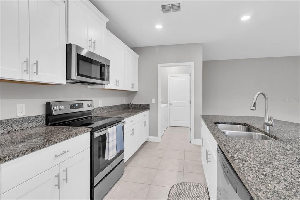 Active With Contract: $359,900 (5 beds, 2 baths, 2205 Square Feet)