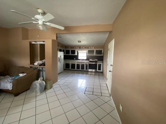 For Sale: $350,000 (3 beds, 2 baths, 1284 Square Feet)