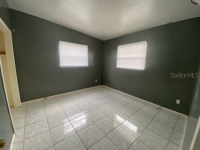 For Sale: $350,000 (3 beds, 2 baths, 1284 Square Feet)