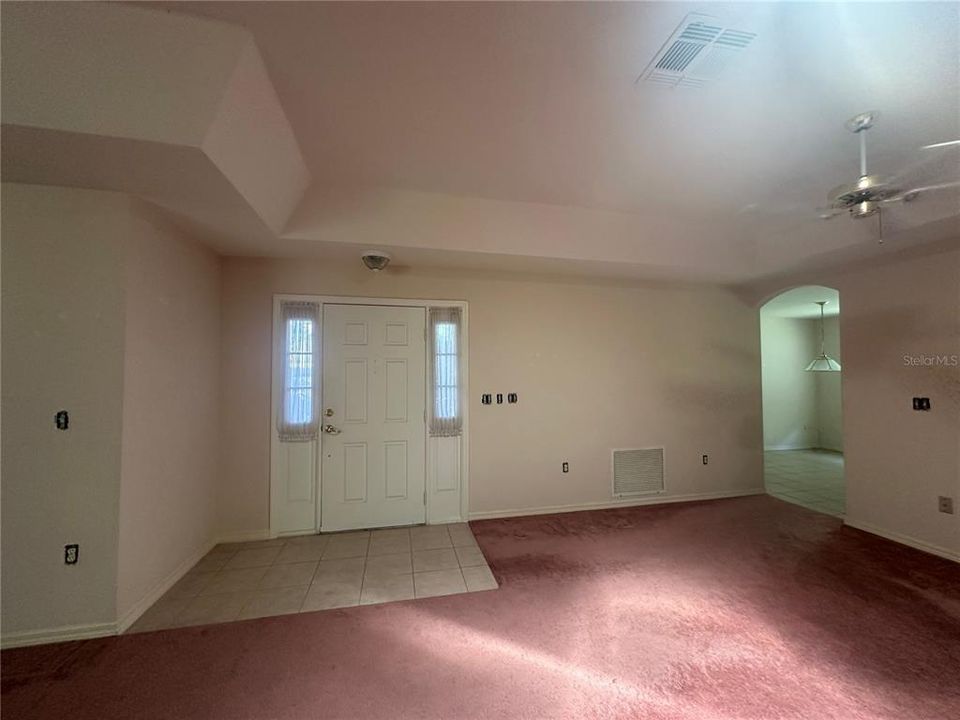 For Sale: $229,888 (2 beds, 2 baths, 1456 Square Feet)