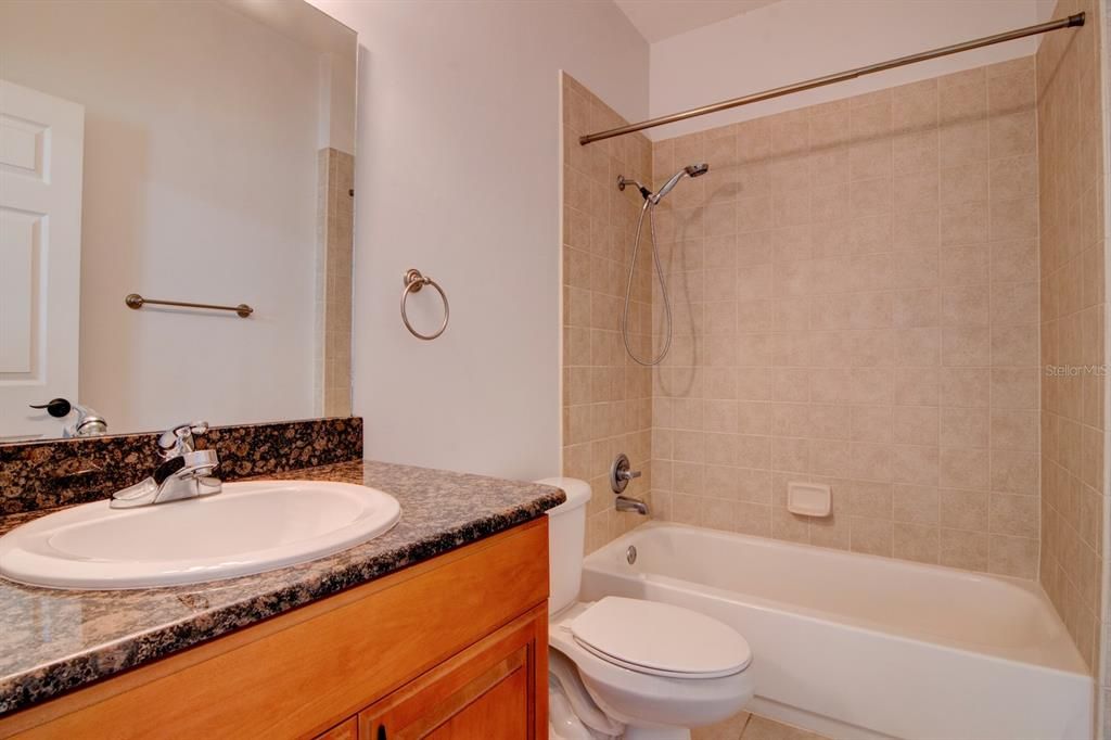 For Sale: $249,900 (2 beds, 2 baths, 1578 Square Feet)