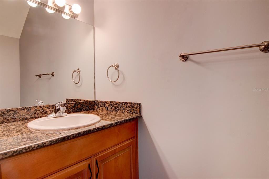 Active With Contract: $249,900 (2 beds, 2 baths, 1578 Square Feet)