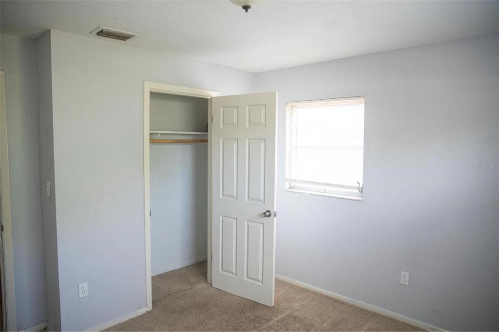For Sale: $255,000 (3 beds, 2 baths, 1372 Square Feet)