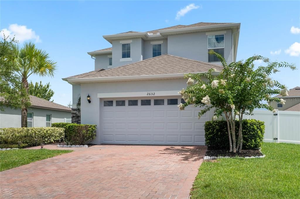 Active With Contract: $499,900 (4 beds, 3 baths, 2402 Square Feet)