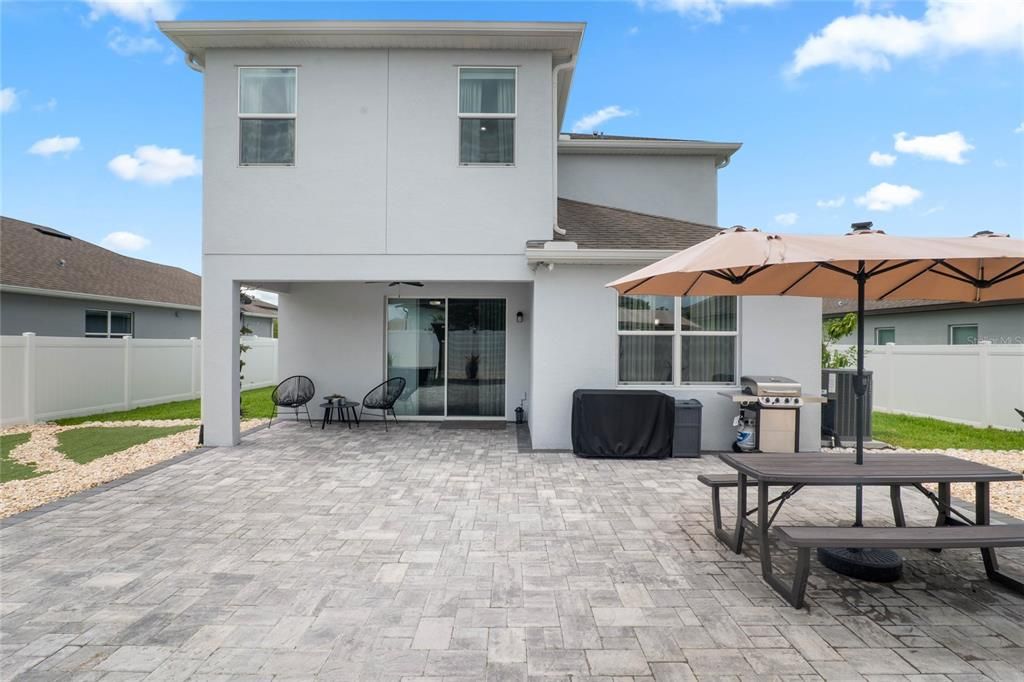 Active With Contract: $499,900 (4 beds, 3 baths, 2402 Square Feet)