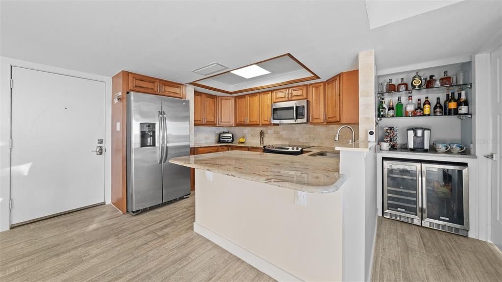 For Sale: $515,000 (2 beds, 2 baths, 1308 Square Feet)