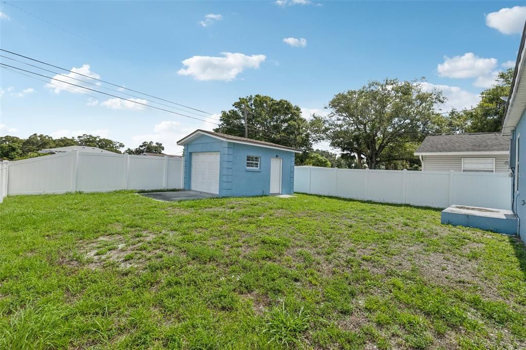 For Sale: $450,000 (3 beds, 2 baths, 1254 Square Feet)