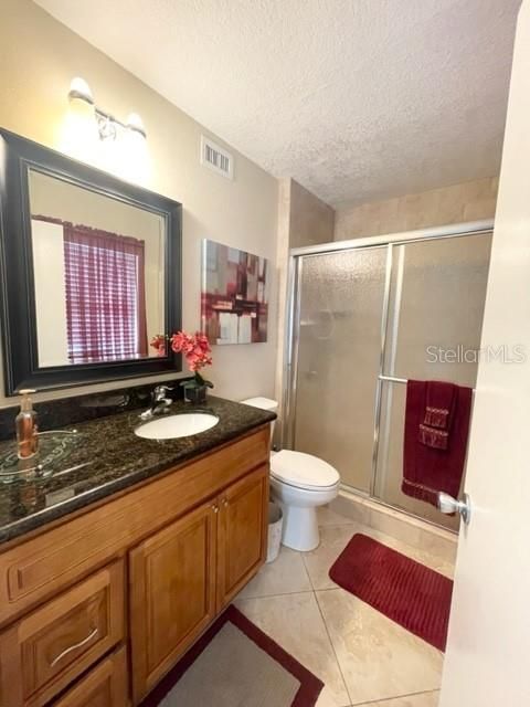 Active With Contract: $1,650 (2 beds, 2 baths, 1134 Square Feet)