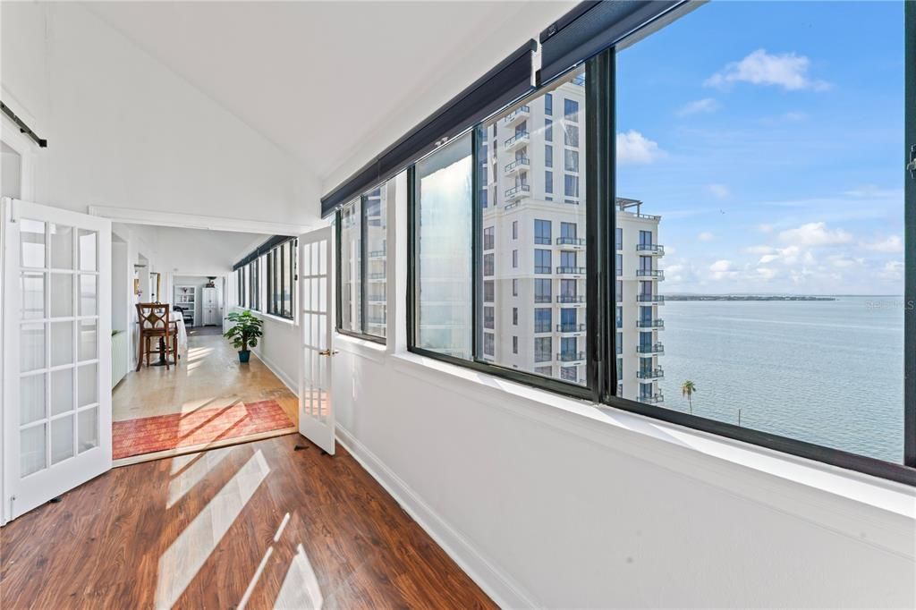 For Sale: $749,900 (2 beds, 2 baths, 1775 Square Feet)