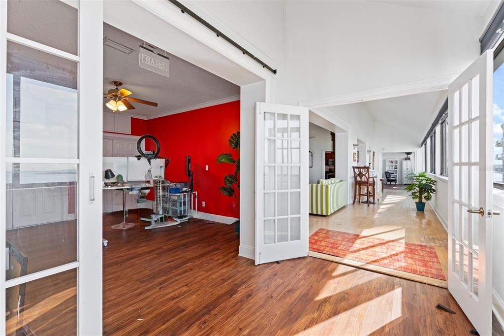 For Sale: $699,900 (2 beds, 2 baths, 1775 Square Feet)