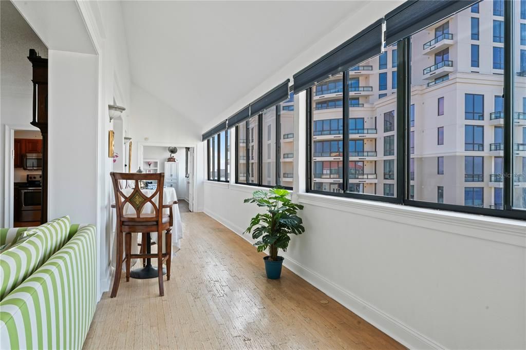 For Sale: $749,900 (2 beds, 2 baths, 1775 Square Feet)