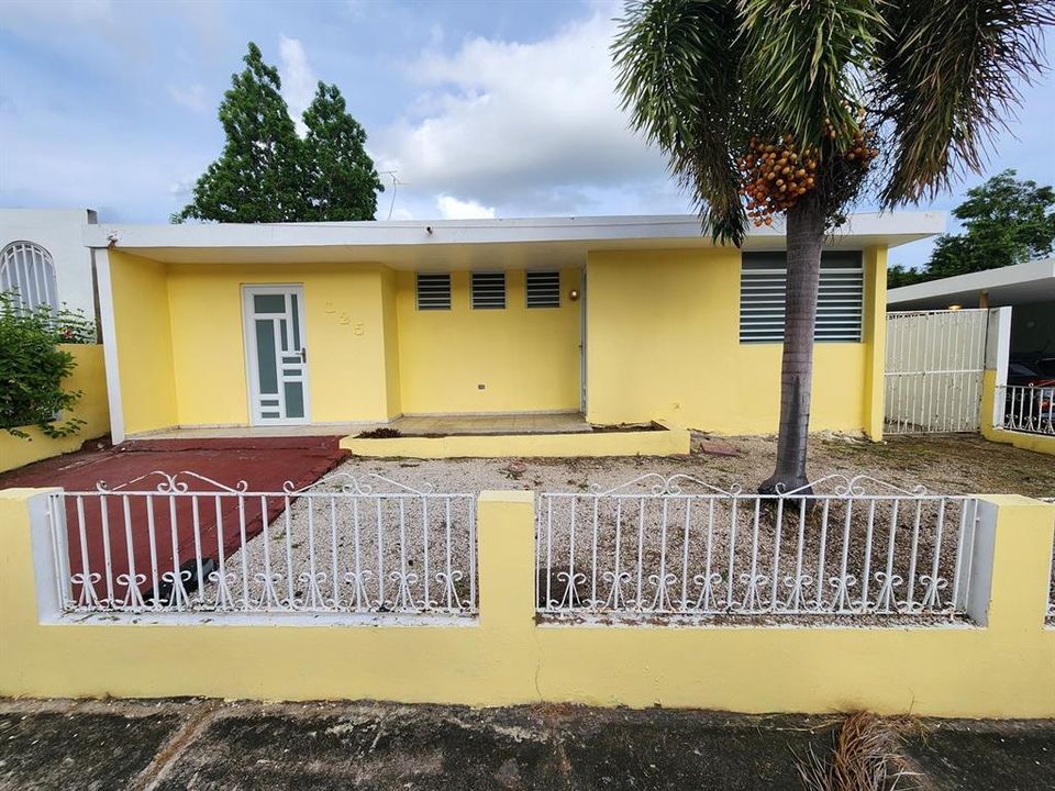 Recently Sold: $164,000 (3 beds, 1 baths, 1165 Square Feet)