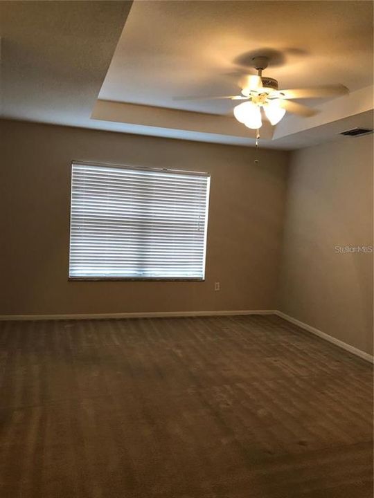 For Rent: $2,000 (3 beds, 3 baths, 1710 Square Feet)