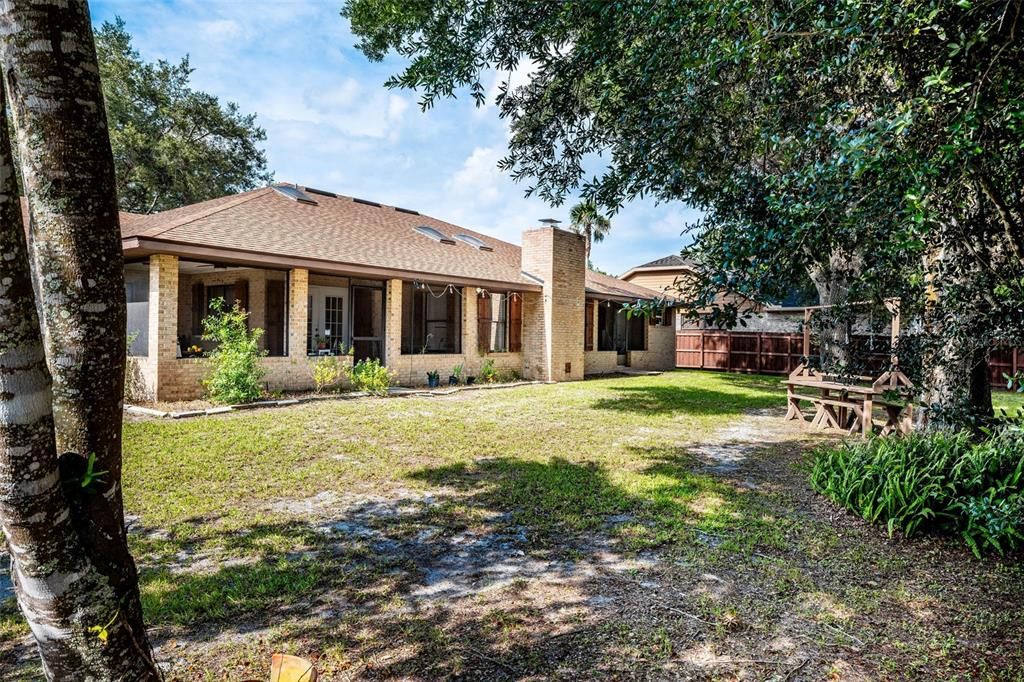 For Sale: $475,000 (3 beds, 2 baths, 2364 Square Feet)