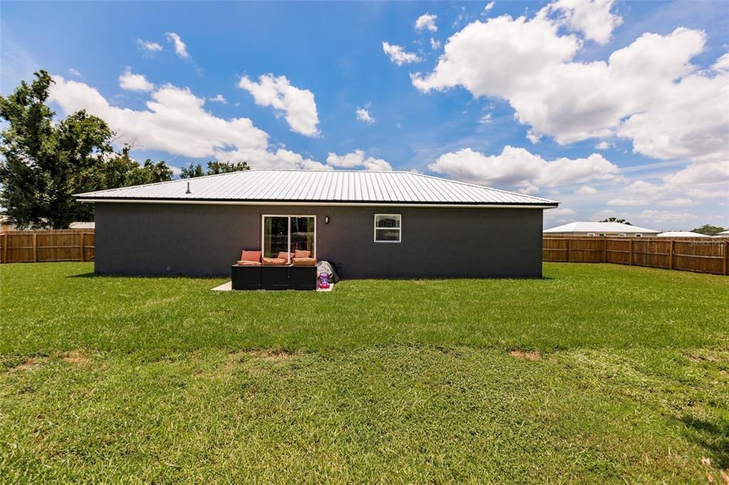 For Sale: $315,000 (3 beds, 2 baths, 1376 Square Feet)