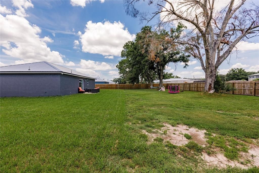 For Sale: $315,000 (3 beds, 2 baths, 1376 Square Feet)