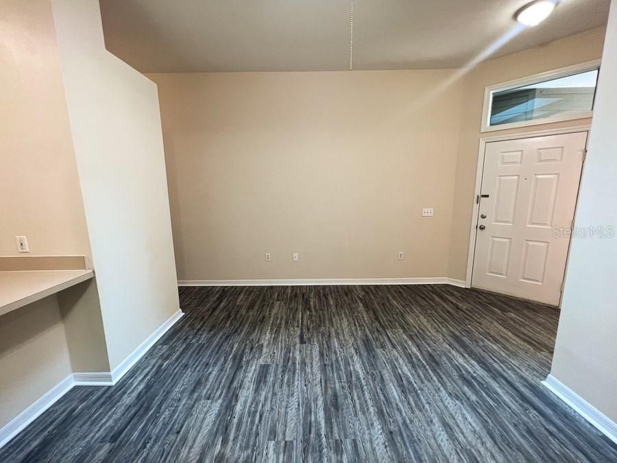 For Rent: $1,095 (2 beds, 2 baths, 664 Square Feet)