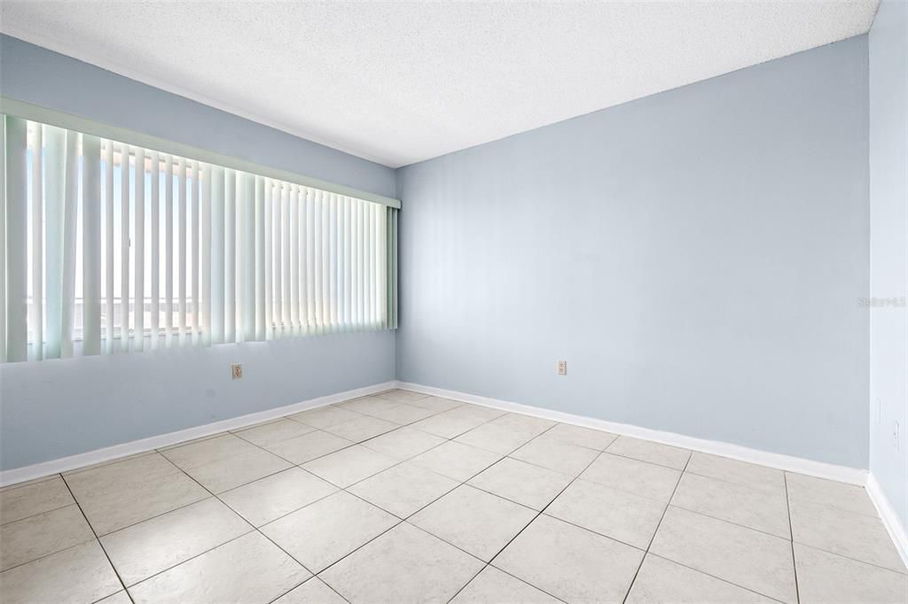 For Sale: $209,000 (2 beds, 2 baths, 1180 Square Feet)