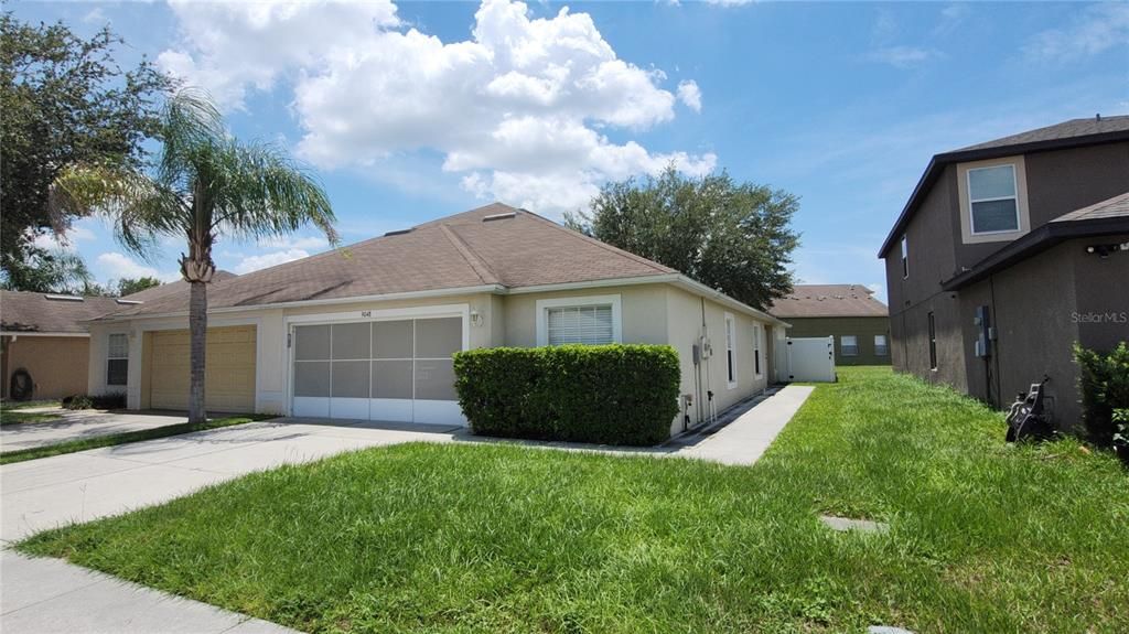 For Sale: $289,250 (3 beds, 2 baths, 1567 Square Feet)