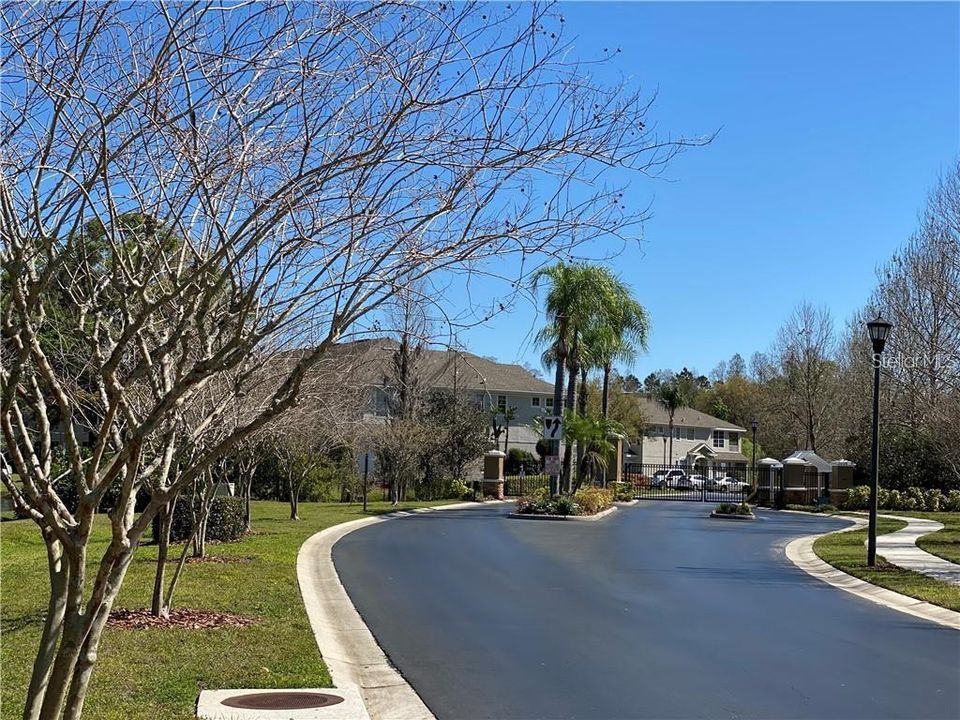 Entrance Gate to Huntington Ridge Townhomes