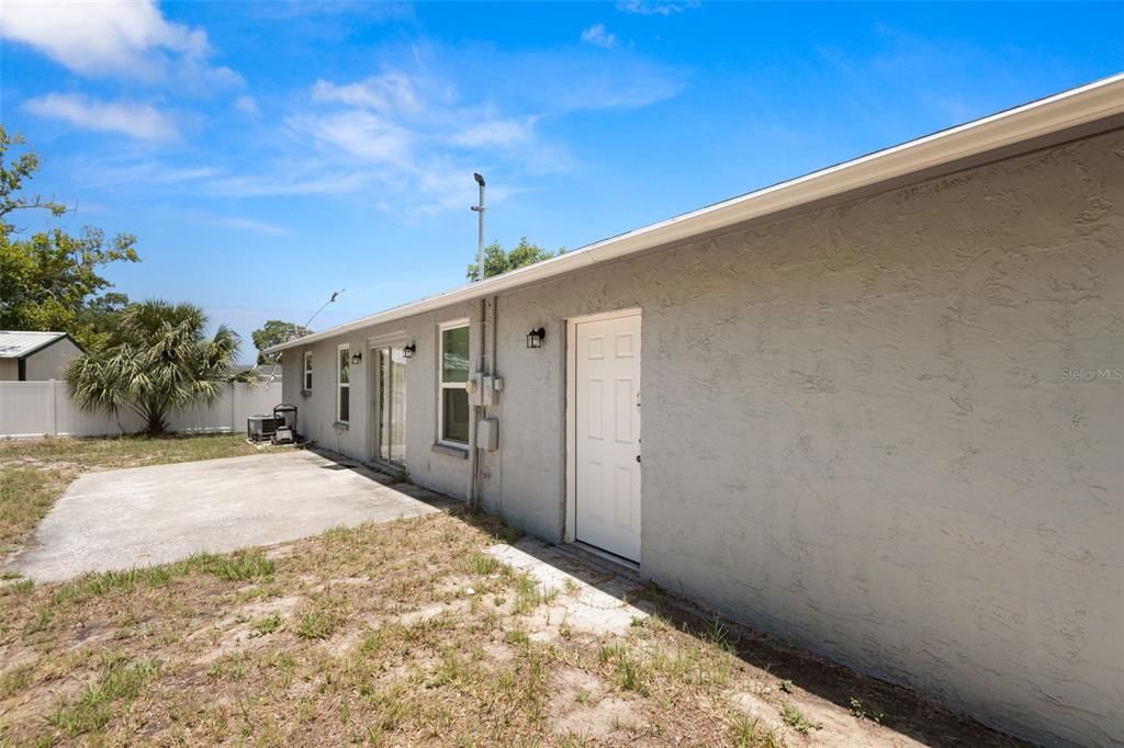 For Sale: $294,900 (3 beds, 2 baths, 1388 Square Feet)