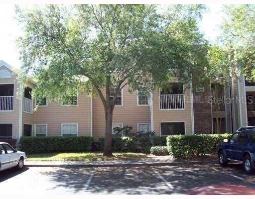 For Sale: $204,500 (2 beds, 2 baths, 874 Square Feet)