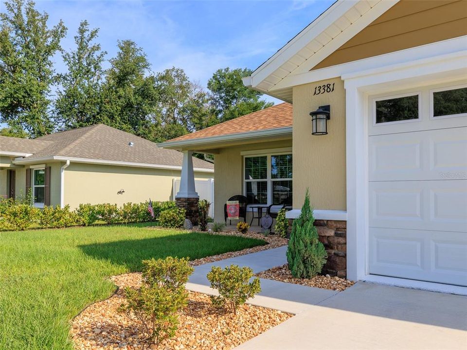 Active With Contract: $290,000 (3 beds, 2 baths, 1397 Square Feet)