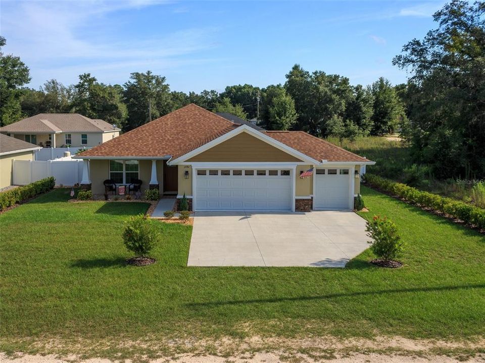 Active With Contract: $290,000 (3 beds, 2 baths, 1397 Square Feet)