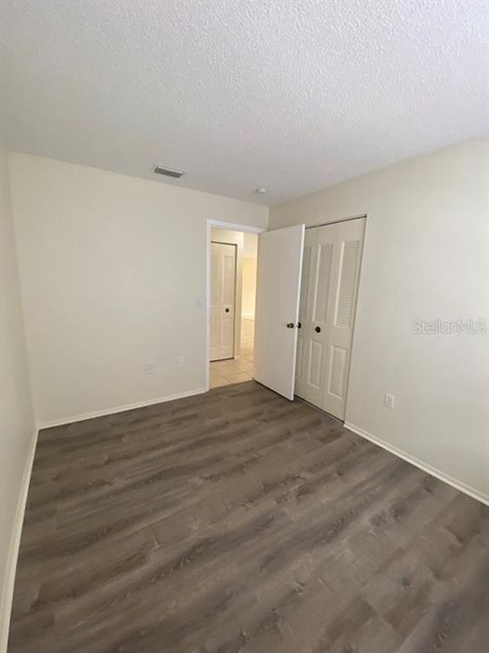 For Rent: $2,000 (3 beds, 2 baths, 1297 Square Feet)