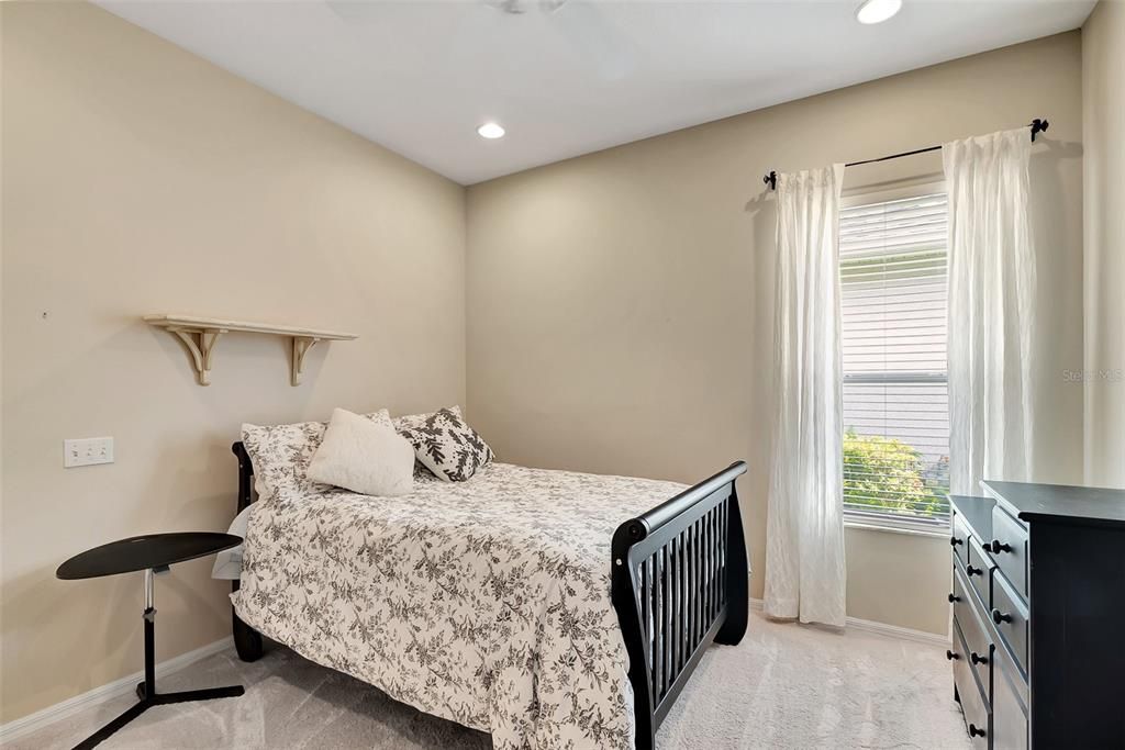 Active With Contract: $545,000 (4 beds, 2 baths, 2367 Square Feet)