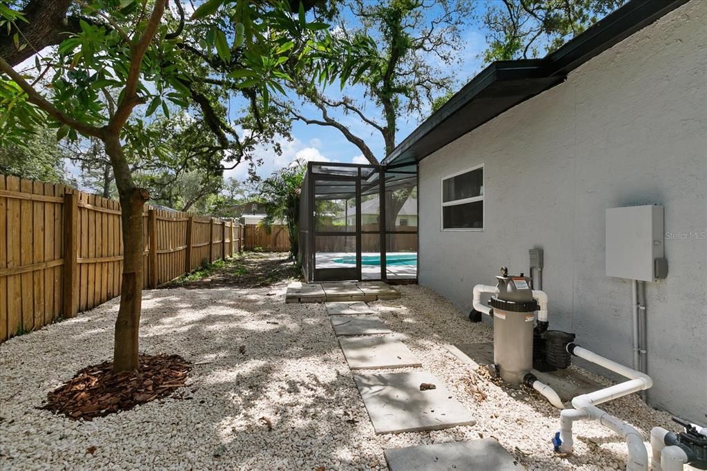 Active With Contract: $360,000 (4 beds, 2 baths, 1222 Square Feet)