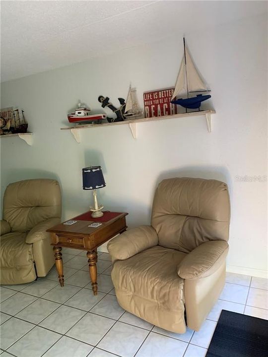 For Rent: $1,800 (1 beds, 1 baths, 470 Square Feet)