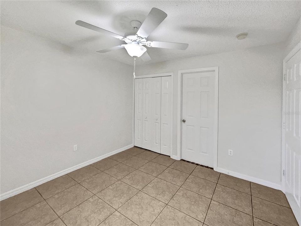 For Sale: $157,000 (2 beds, 2 baths, 784 Square Feet)