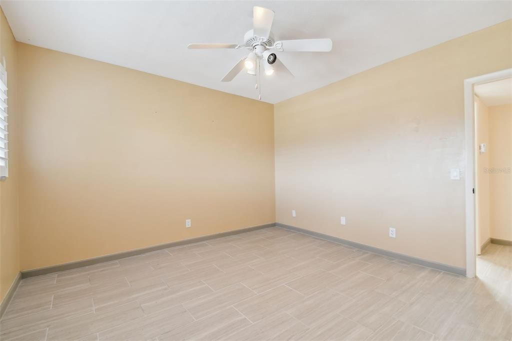 For Sale: $265,000 (2 beds, 2 baths, 1400 Square Feet)
