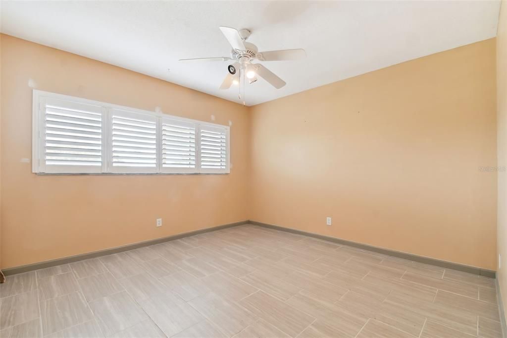 For Sale: $265,000 (2 beds, 2 baths, 1400 Square Feet)